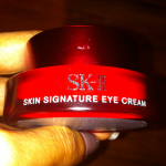 Review: SK-II Skin Signature Eye Cream