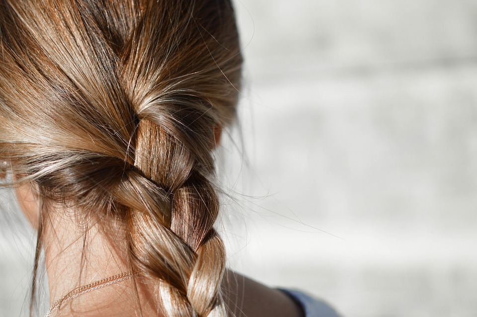 Add Variety To Your Straightened Hair With These 7 Hairstyles