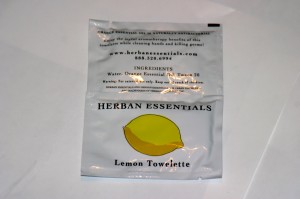 Herban Essentials, Essential Oil Towelettes November Birchbox