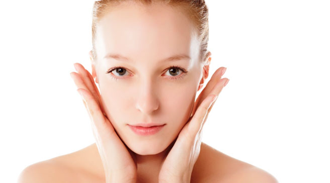 4 Simple Ways to Care for Your Skin