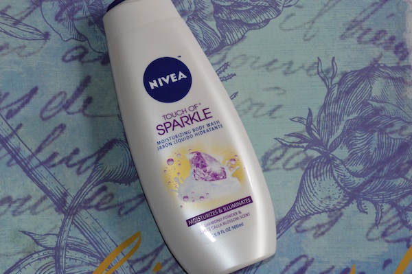 NIVEA Touch of Sparkle Moisturizing Body Wash
