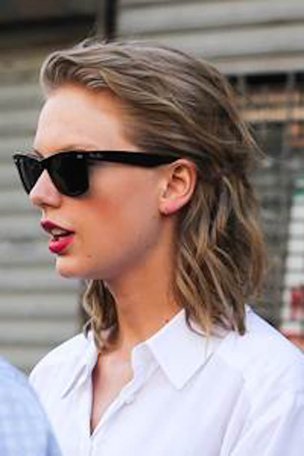 Taylor Swift Wavy Hair